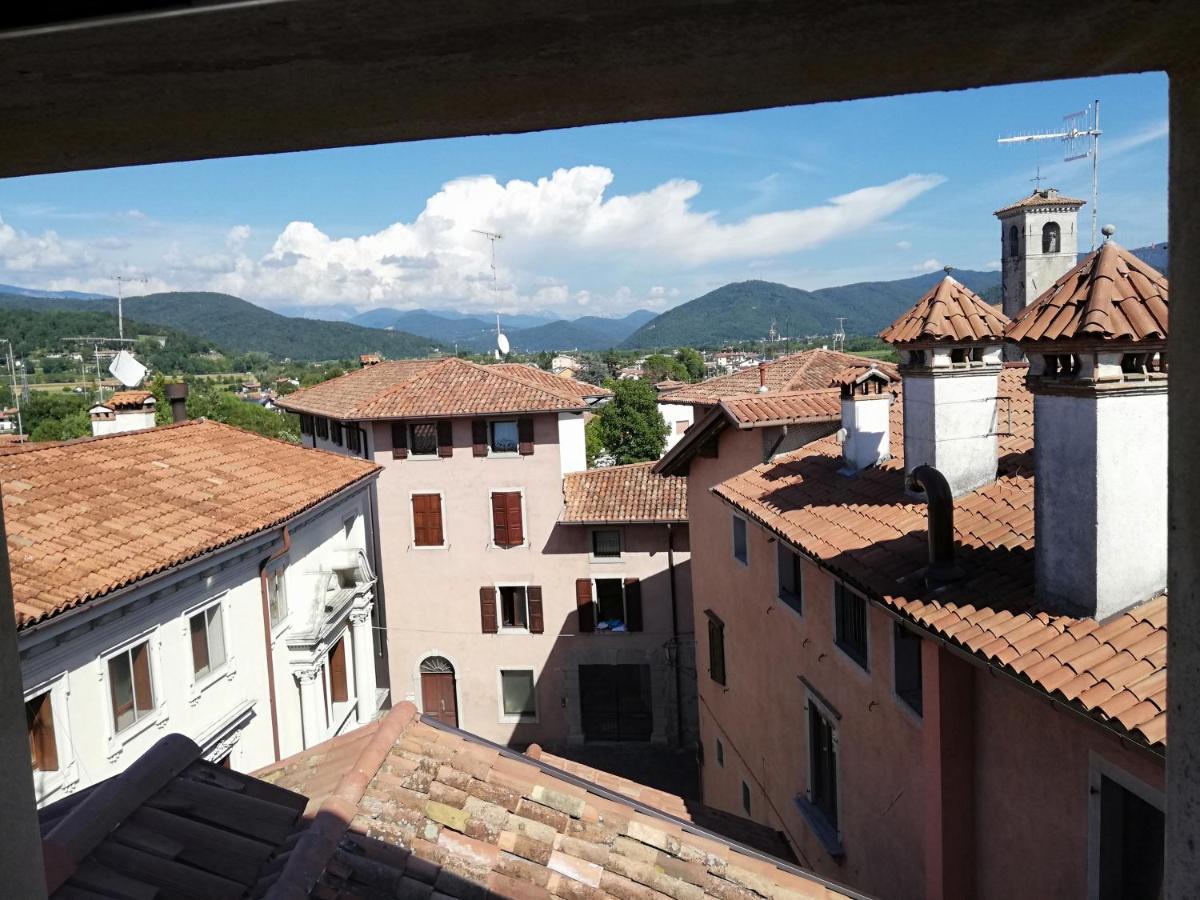 Loft In Piazza Con Soppalco Appartement Cividale del Friuli Buitenkant foto